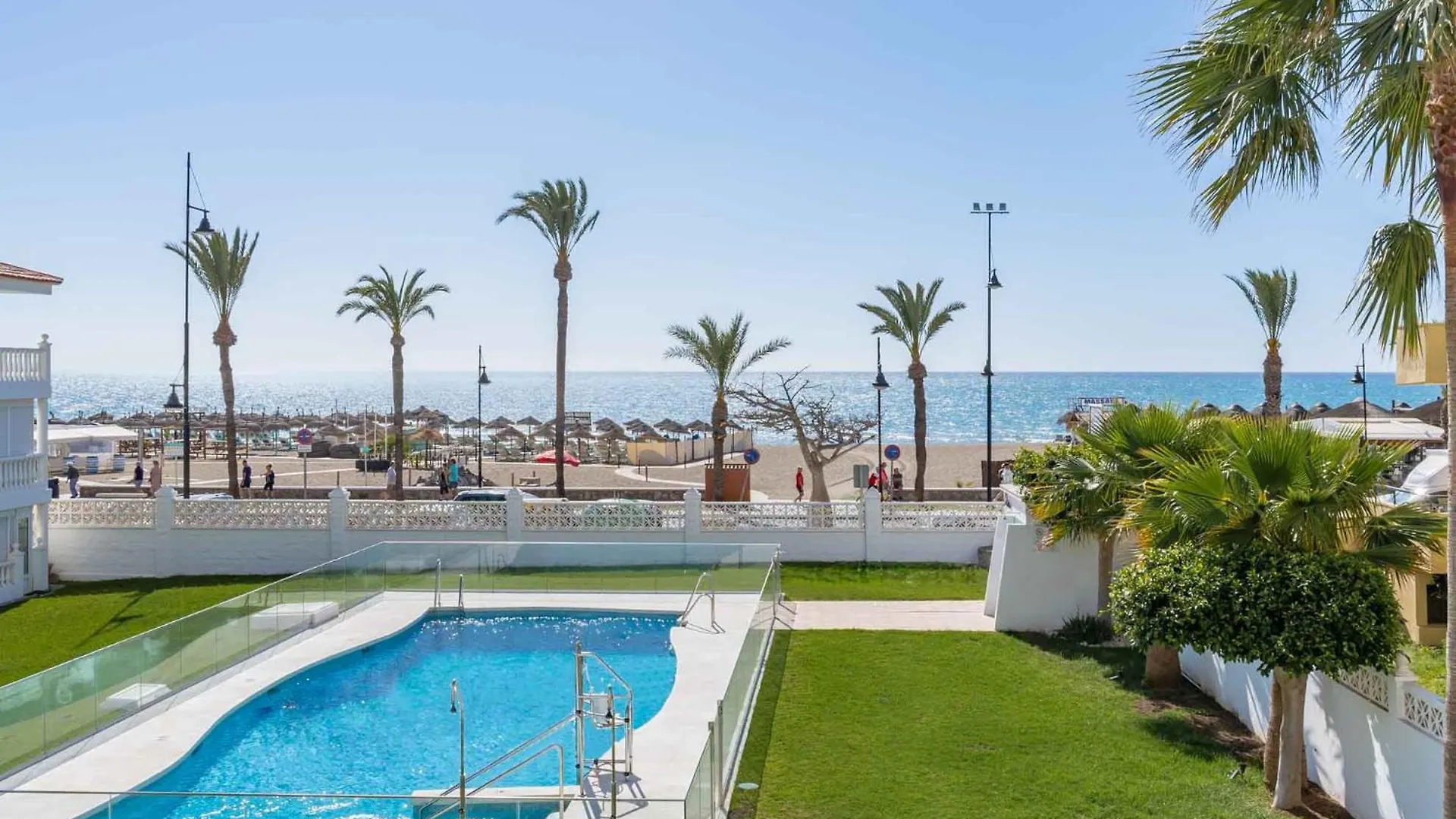 Torremolinos Playamar Primera Linea De Playa Urb. La Farola 0*,  Spain