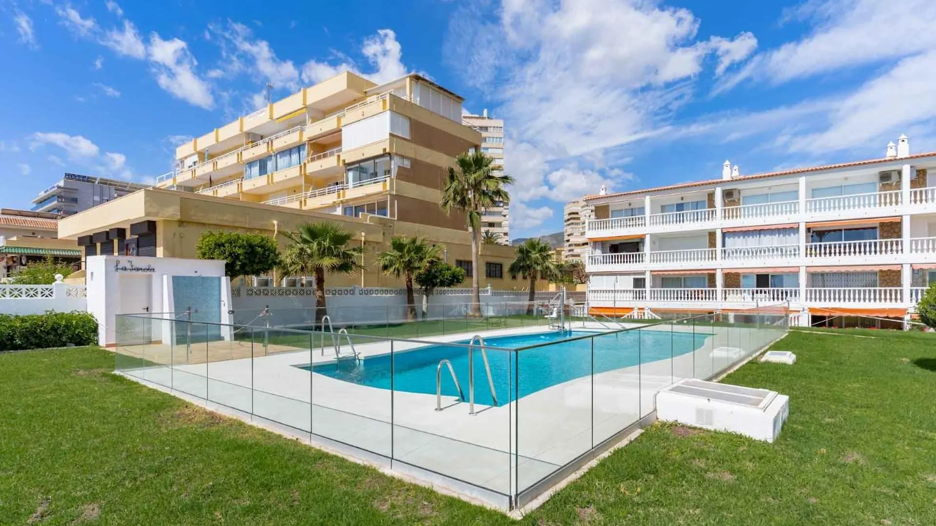 Torremolinos Playamar Primera Linea De Playa Urb. La Farola Apartment